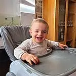 Sourire, Bois, Baby, Bambin, Comfort, Enfant, Hardwood, Machine, Cooking, Fun, Varnish, Drawer, Baby & Toddler Clothing, Auto Part, Automotive Wheel System, Assis, Wood Stain, Room, Personne, Joy
