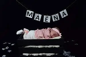 Prénom bébé Maëna
