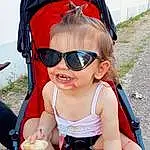 Lunettes, Peau, Goggles, Vision Care, Sourire, Sunglasses, Blanc, Eyewear, Red, Rose, Bambin, Cool, Thigh, Leisure, Baby & Toddler Clothing, Happy, Recreation, Personal Protective Equipment, Baby Carriage, Fun, Personne