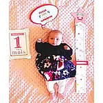 Baby & Toddler Clothing, Textile, Sleeve, Rose, Rectangle, Magenta, Creative Arts, Pattern, Font, T-shirt, Jouets, Linens, Bambin, Paper, Baby, Paper Product, Enfant, Craft, Room, Baby Products, Personne