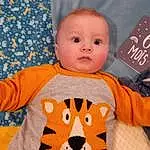 Nez, Joue, Peau, Bleu, Baby & Toddler Clothing, Textile, Orange, Sleeve, Baby, Bambin, Enfant, Happy, Fun, T-shirt, Stuffed Toy, Linens, Baby Products, Room, Pattern, Jouets, Personne