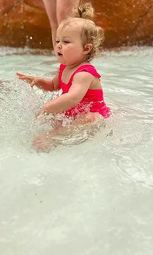 Parc Aquatique bébé Irina