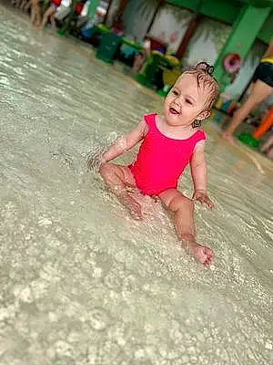 Parc Aquatique bébé Irina